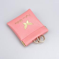 Custom Emboss Logo White Leather Earphone Hairpin Pouch Small Ring Earring Necklace Bracelet Jewelry Bag With Magnet