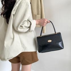 Korea Trend Crossbody Bags Glossy Leather Briefcase Young Trend Lock Flap Handbag Girls