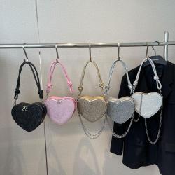 2023 Customized trendy Heart Shape shoulder bags ladies bag women's handbags For Young Ladies