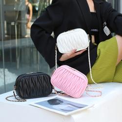 Long Chain Shoulder Messenger Bag Customized PU Leather Cross Body Sling Bags For Women