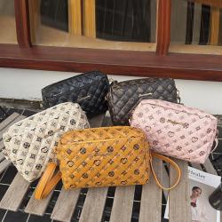 High Quality Triple Zipper Camera Bag 2024 Large Capacity Convenient Cosmetic Storage Bag Korean Fashion Embroidery Shoulder Bag