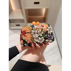 Fashion 2024 New Ladies Dinner Dress Flower Clutch Bag Banquet Beaded Sequin Evening Bag For Women  sac tendance 2024