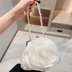 popular purses ladies imitated silk pearl handle big white flower evening bags clutches for bridal wedding sac tendance 2024