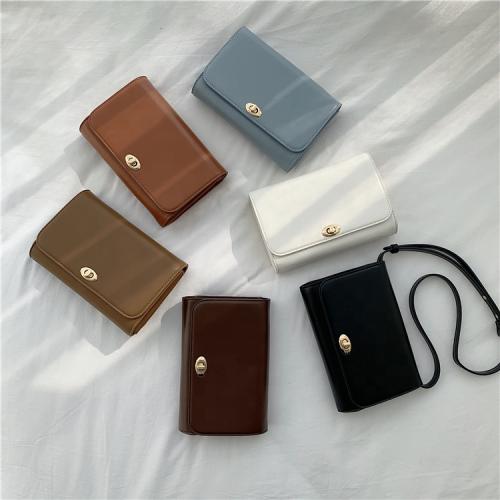 Wholesale female crossbody bag 2021 new fashion women shoulder bag solid color simple PU leather small square bag