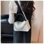 New Arrival Woven Handheld Crossbody Bag Chain Pillow Bags Fashion Ladies Shoulder Bag Pu Leather Handbags For Young Girl