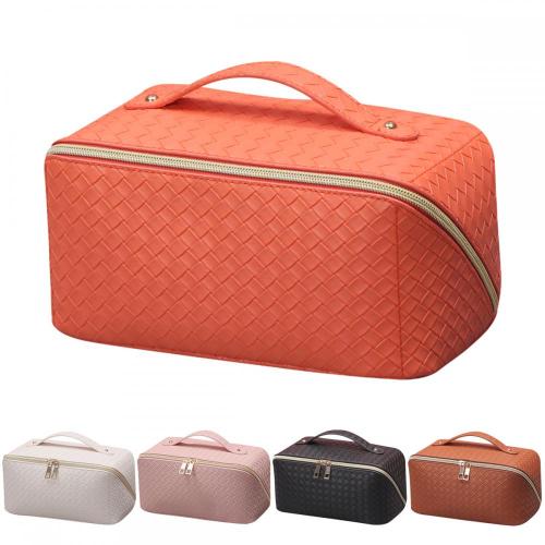 Gelory Fashion Custom PU Leather Luxury Diamond Design Zipper Makeup Organizer Bag Travel Women Cosmetic Pouch Bag
