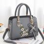 2024 Women's Fashionable Embroidered Ladies Handbag Portable Single Strap Messenger Bag for Foreign Trade