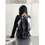 2023 new large-capacity silver backpack   Simple fashion shoulder bag PU pleated backpack for girls