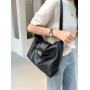 Factory Wholesale High Quality Leather Shoulder Bag Hot Black Classic Bag Lock Magnetic Buckle Ladies Shoulder Bag