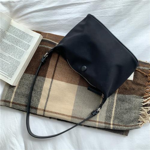 2023 Trendy Women's Handbags Simple Nylon Bags Handbags Ladies Fashion Casual Women Shoulder Bag Small Hand Bags For Women
