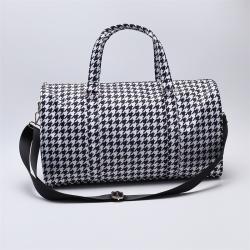 Hot Selling Fashion Cute Metal Zipper Nylon Waterproof Large Capacity Unisex Sports Gym Custom Printed Travel Duffel Bag