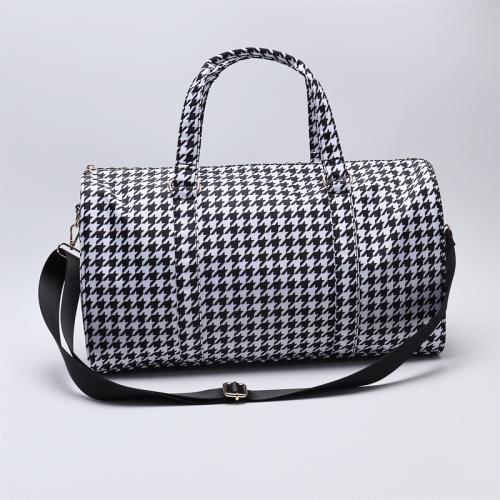 Hot Selling Fashion Cute Metal Zipper Nylon Waterproof Large Capacity Unisex Sports Gym Custom Printed Travel Duffel Bag