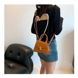 HR456 Women's Handheld Irregular Shape Bag Summer New Fashion Trend Versatile Shoulder Bag Simple Texture Crossbody Bag