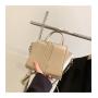 2023 New Pu Solid Women Fashion Handbags Large Capacity Wholesale Women Handbags Metal Chain Designer Shoulder Bags For Women