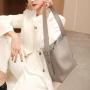 2024 New Arrive Luxury fashion  Genuine Leather  Shoulder Women Bags Crossbody Bag for Women Custom logo Purse