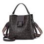 Magnetic Button Custom Bags Tote Soft Leather Ladies Handbags Women Bag Rivet Vintage Fashion Lady Bag CY74322