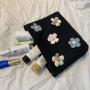 New Daisy Large Capacity Portable Cosmetic Bag Female Flower Dust Storage Bag Women Makeup Bag