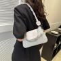 Wholesale ladies bags professional manufacturer pendant leather fashion chain handbag