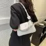 Wholesale ladies bags professional manufacturer pendant leather fashion chain handbag