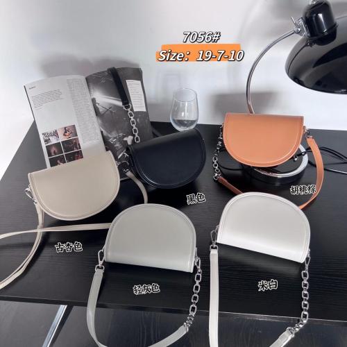 Custom 2023 Fashion Women Luxury Solid Handbag Novelty Quality Genuine Leather Small Ladies Crossbody Bag Handbags