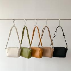 Factory low price wholesale stock PU leather shoulder bag adjustable chain crossbody bag hot handbag ladies
