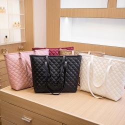 2024 New PU Leather Embroidered Tote Bag for Women Fashion Low Price Ladies Handbag Large Capacity Shoulder Phone Bag for Women