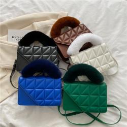Fashion Simple Women Bags Shoulder Crossbody Plush Ladies Handbags Casual Small Square Women Ladies Bags Quality 2022 Newest