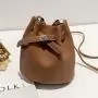 Guangzhou Source 2024 New Simple Bucket broadband Locking Buckle Small Bag Korean Version Leisure Solid Color One Shoulder Bag