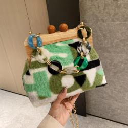 New Fashion Versatile Plush and Western Style Contrast Color Single Shoulder Crossbody Bag