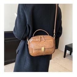 British Retro Style Women Fashion Handbags Square Bag With Diagonal Span Wholesale Women Handbags Leathery Quality Handbags