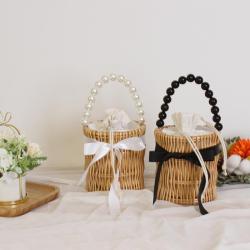 Beach Pearl chain shoulder bag women's handwoven handbag straw  rattan crossbody handbag  2024 mini bucket bag with silk