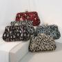 Retro Women's Bags 2024 New Clutch Ladies Embroidery Sequins Leopard Evening Bag Banquet Handbags