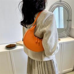 Crocodile Pattern Wholesale Women Handbags Oval Designer Shoulder Bags Crescent Moon Bag Ladies Women Fashion Handbags
