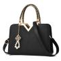 2023 New Fashion Women'S Handbag With Pearl Large Capacity One Shoulder Crossbody Bag Designer Handbag Wholesale