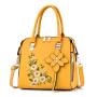 New wholesale luxury Lady's Handbags brand zipper fashion bag vintage leather bags women's handbags 2024