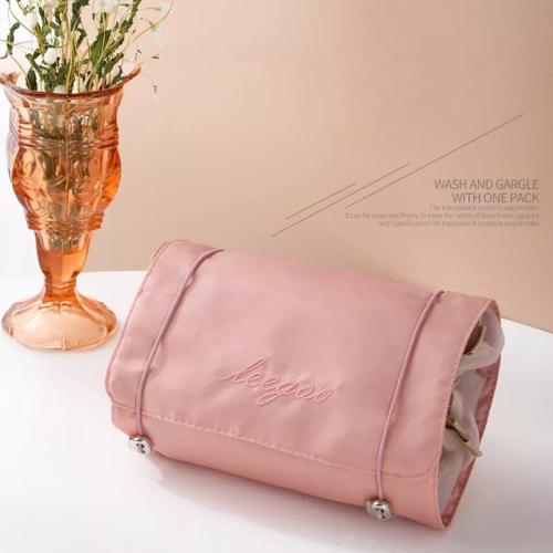 A new portable, detachable 4-in-1 toiletries bag with a large capacity cosmetic bags for women