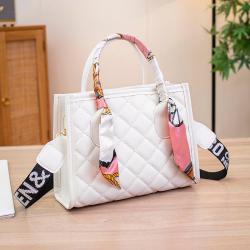 2024 New PU Fashion Small High-Texture Tote Handbag Lady's Spring Summer Embroidered Bow Bag with Single Chain Strap Portable