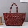 2024 Fashion Custom Logo Straw Woven Tote Bags For Women Reusable Large Capacity Ladies Luxury Grain Leather Braided Tote Bags