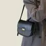 Wholesale retro leisure shoulder bags lady handbag purse fashion chain crossbody bags for women
