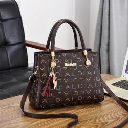 Newest Heart wholesale long strip luxury ladies handbag large capacity designer sling tote bags for women