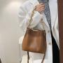 Large Capacity With Chain Sac A Main Femm Custom Leather Bag Crossbody Bucket Bag Trendy Handbags For Lady