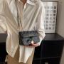 New 2023 Wholesale Women Handbags Chain Rhombic Lattice Cheap Women Bags Magnetic Buckle Solid Color Designer Shoulder Bags