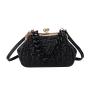 Nice Design Chain Designer Shoulder Bags Large Capacity Buckle Women Fashion Handbags Famous Brands Luxury Designer Bags Ladies