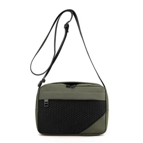 HR769 New Men's Solid Anti Splash Film Nylon Crossbody Bag Horizontal Casual And Trendy Men's One Shoulder Pack Ventilate