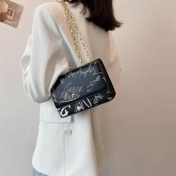 2022 Fashion Personality Versatile Graffiti Printing Small Bags Female Chain Portable Single Shoulder Pu Small Square Bags Whole