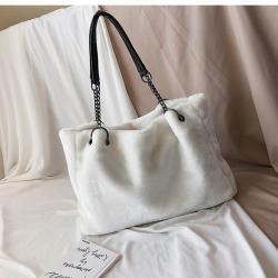 woman hand bage bags ladies fur bag