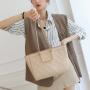 High Quality Leather Ladies Shoulder Bag  Luxury Designer Classic  Bag For Women gold metal handle
