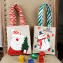 HR089 New Christmas Handheld Gift Bag Lovely Cloth Cartoon Elderly Snowman Gift Bag Candy Apple Christmas Lightweight Handbag