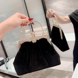 Vintage women's velvet clutch bag evening bags black dress party evening clip bag with metal handle handbag wholesale