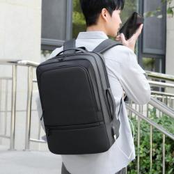 High Quality Large Capacity Men's Backpack USB Laptop Bag Waterproof Business Backpack Commuting and Leisure Fashion